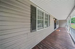 310 Yale St, North Wilkesboro, NC 28659 - Photo 12