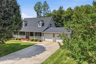 310 Yale St, North Wilkesboro, NC 28659 - Photo 1