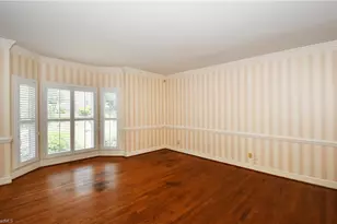 4244 Saddlewood Forest Dr, Winston-Salem, NC 27106 - Photo 4