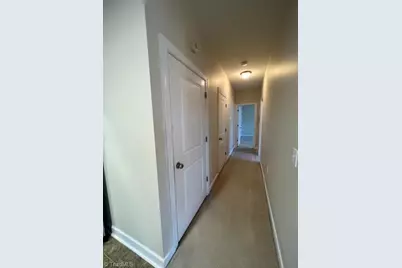 104 Sunset Circle #204, Greensboro, NC 27408 - Photo 8