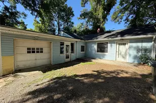607 Creek Ridge Rd, Greensboro, NC 27406 - Photo 4