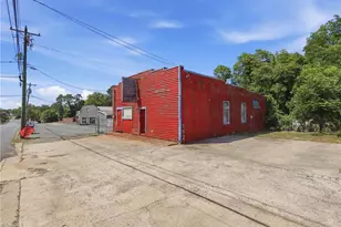 611 Elm St, Graham, NC 27253 - Photo 2