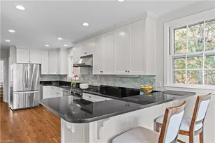 719 Dover Rd, Greensboro, NC 27408 - Photo 24