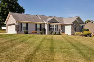535 Evergreen Trail, Thomasville, NC 27360 - Photo 2