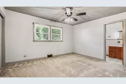 107 Hilltop Road, Thomasville, NC 27360 - Photo 12