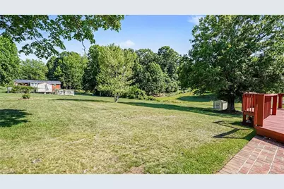 107 Hilltop Road, Thomasville, NC 27360 - Photo 18