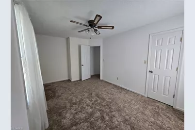 1301 W 5th Avenue, Lexington, NC 27295 - Photo 10