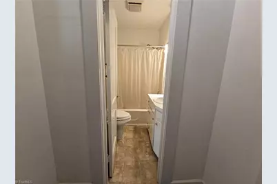 1301 W 5th Avenue, Lexington, NC 27295 - Photo 6