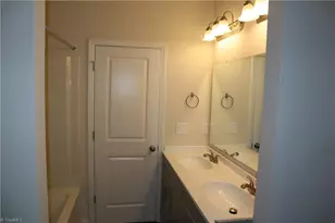 2912 Bainbridge Dr, Winston-Salem, NC 27105 - Photo 10