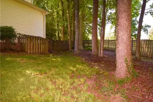 4017 Preswick Ct, High Point, NC 27265 - Photo 36
