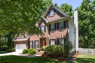 4017 Preswick Ct, High Point, NC 27265 - Photo 2