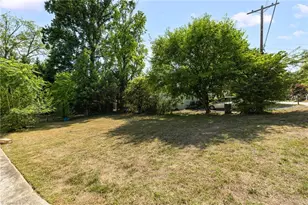 1109 Cleburne St, Greensboro, NC 27408 - Photo 24