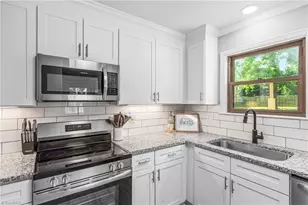 4609 Stanley Ct, Winston-Salem, NC 27101 - Photo 16