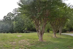 140 Beth Rd, Madison, NC 27025 - Photo 18