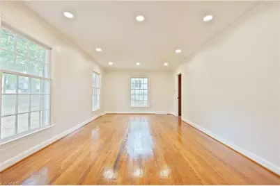 215 Raeford Avenue, Lexington, NC 27292 - Photo 6