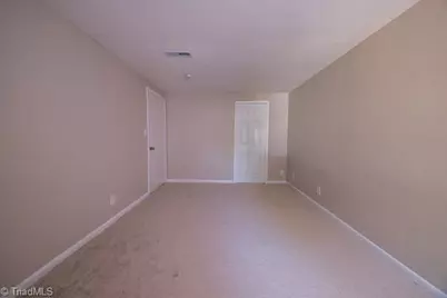 214 Lamplighter Circle, Winston-Salem, NC 27104 - Photo 24