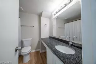 214 Lamplighter Cir, Winston-Salem, NC 27104 - Photo 20