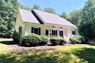 263 Thornecliffe Dr, State Road, NC 28676 - Photo 4