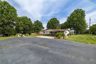 1010 John Hill Rd, Walnut Cove, NC 27052 - Photo 30
