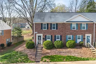 3229 Regents Park Ln, Greensboro, NC 27455 - Photo 4