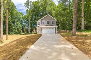 311 Lily Dr, Kernersville, NC 27284 - Photo 2