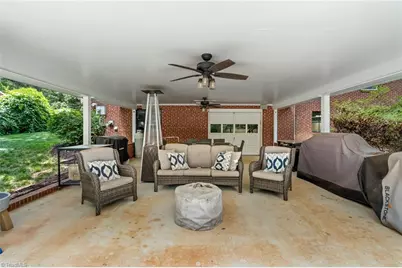 1103 Peace Haven Road, Winston-Salem, NC 27104 - Photo 36