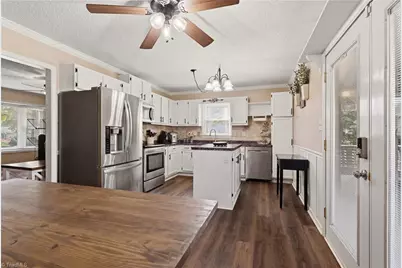 31 Kirk Street, Thomasville, NC 27360 - Photo 6