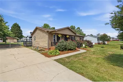 31 Kirk Street, Thomasville, NC 27360 - Photo 24