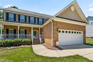 4354 Clovelly Dr, Greensboro, NC 27406 - Photo 2