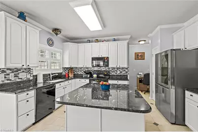 4354 Clovelly Drive, Greensboro, NC 27406 - Photo 8