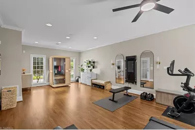 1905 Regents Park Lane, Greensboro, NC 27455 - Photo 26