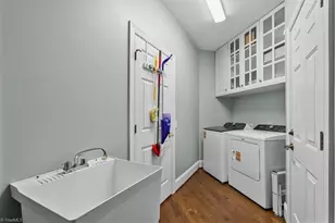 1905 Regents Park Ln, Greensboro, NC 27455 - Photo 42