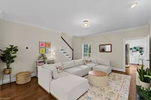 1905 Regents Park Ln, Greensboro, NC 27455 - Photo 14