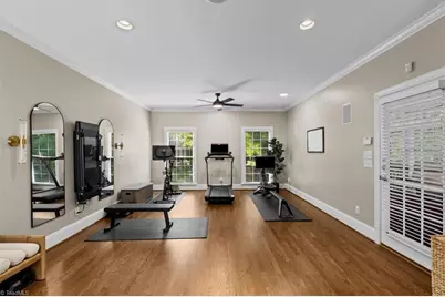 1905 Regents Park Lane, Greensboro, NC 27455 - Photo 24