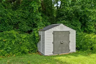 115 Flintfield Dr, Winston-Salem, NC 27103 - Photo 32