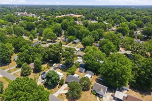 2258 May Dr, Burlington, NC 27215 - Photo 36