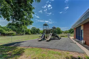 200 Lawsonville Ave, Reidsville, NC 27320 - Photo 38