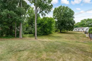 411 Overlook St, Greensboro, NC 27403 - Photo 22