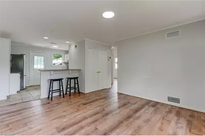 411 Overlook Street, Greensboro, NC 27403 - Photo 4