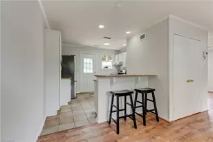 411 Overlook St, Greensboro, NC 27403 - Photo 8