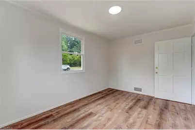 411 Overlook Street, Greensboro, NC 27403 - Photo 14
