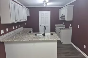 630 Logan Ln, Liberty, NC 27298 - Photo 16