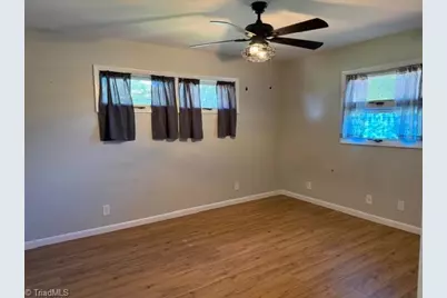 2512 Sunnycrest Drive, Reidsville, NC 27320 - Photo 14