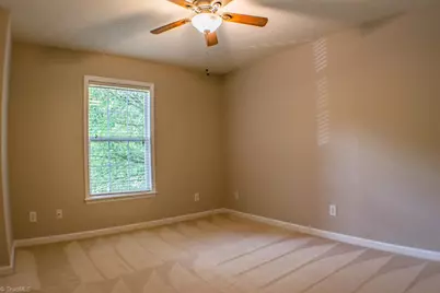624 Ivy Glen Drive, Winston-Salem, NC 27127 - Photo 8