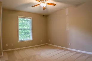 624 Ivy Glen Dr, Winston-Salem, NC 27127 - Photo 8