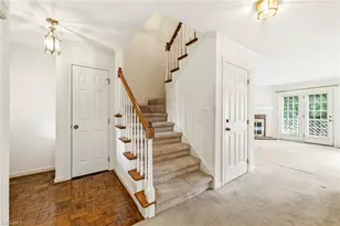889 Brookleigh Ct, Winston-Salem, NC 27104 - Photo 2