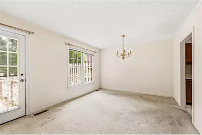 889 Brookleigh Court, Winston-Salem, NC 27104 - Photo 4