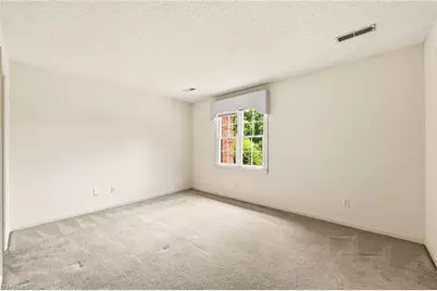 889 Brookleigh Court, Winston-Salem, NC 27104 - Photo 16