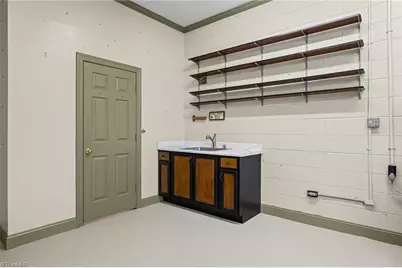 5400 Dartmoor Street, Winston-Salem, NC 27106 - Photo 34