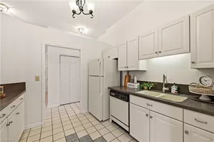 900 Heatherstone Dr, Winston-Salem, NC 27104 - Photo 10